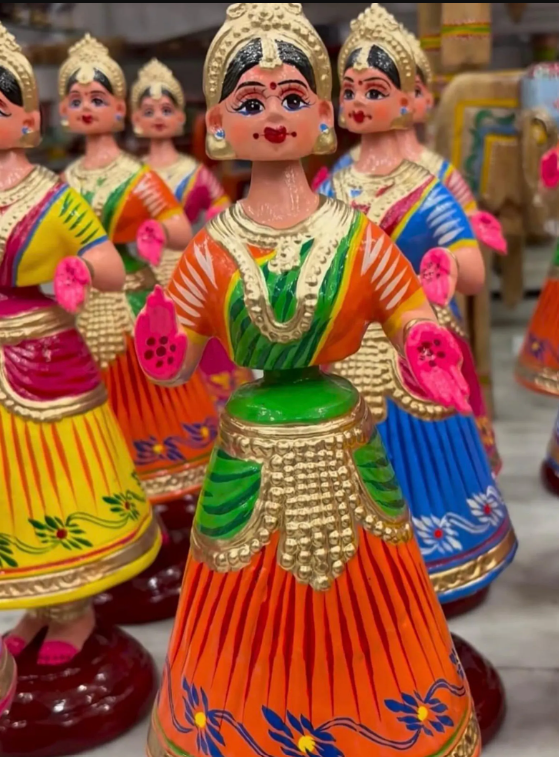 Tanjore Dancing Dolls – Handcrafted Thanjavur & Kondapalli Heritage Dolls