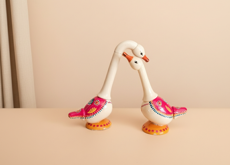 Etikoppaka Swan Birds Pair – Handcrafted Wooden Swan Décor